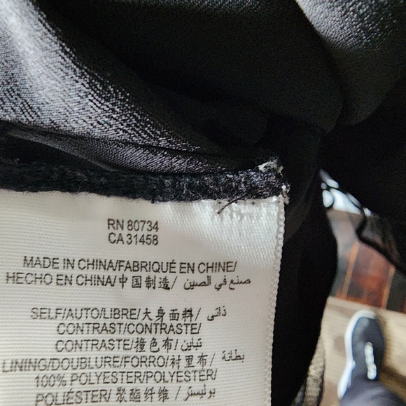 BCBG MAX AZRIA DRESS - Picture 2 of 5